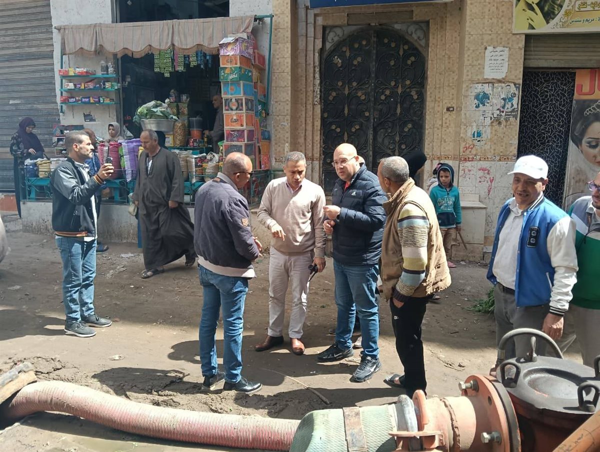 جانب من زيارة نائب المحافظ