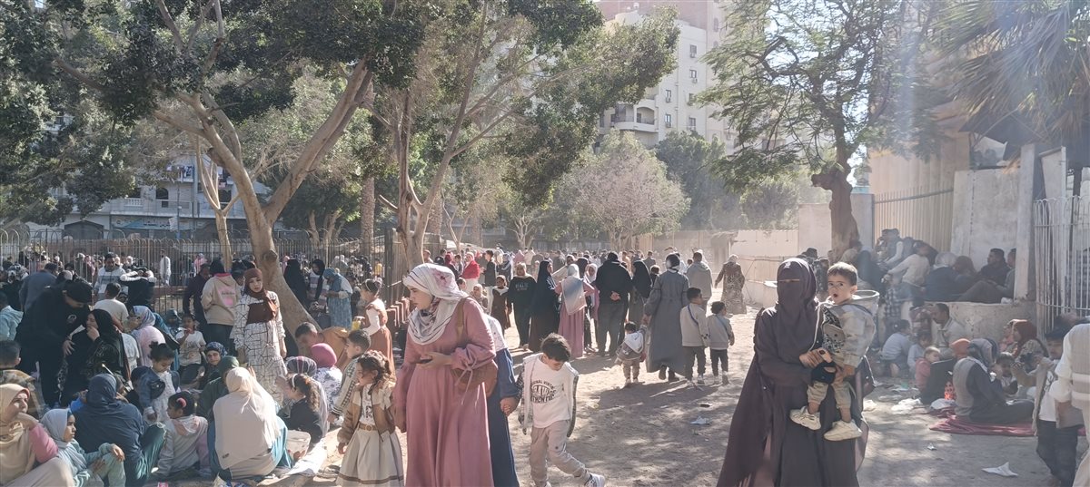 إقبال كبير على حديقة الحيوان بالفيوم.. و