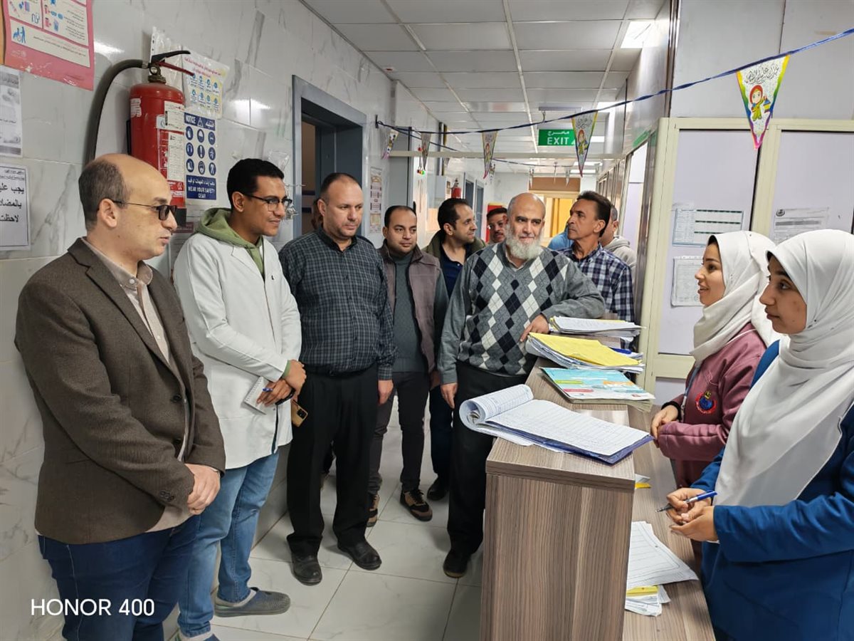 مرور مفاجئ من رئيس قطاع الطب الوقائى بوزارة الصحة على صحة الفيوم