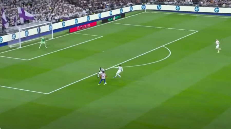 <strong>الريال ضد أتلتيكو مدريد</strong>
