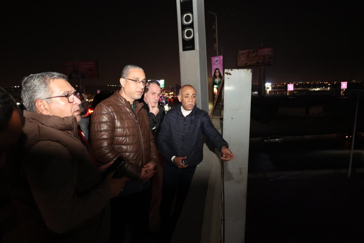 <strong>محافظ الجيزة يتابع ميدانيًا خطة ترشيد استهلاك الكهرباء بمحاور ٢٦ يوليو وأحمد عرابي الجديد والإسكندرية الصحراوي&nbsp;</strong>