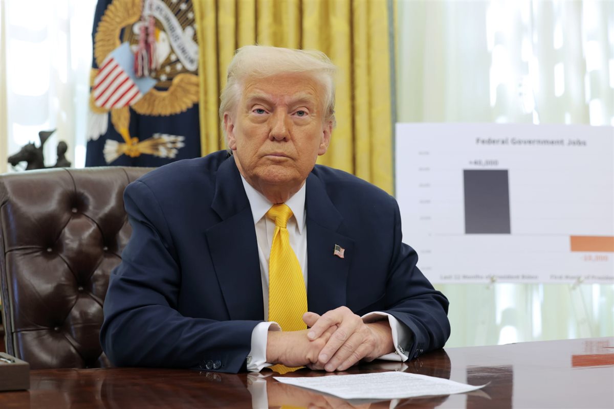 <strong>ترامب</strong>