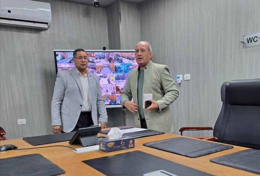 سكرتير عام الفيوم يتابع مع رؤساء المدن تداعيات الطقس السيئ وجهود كسح مياه الأمطار من الشوارع