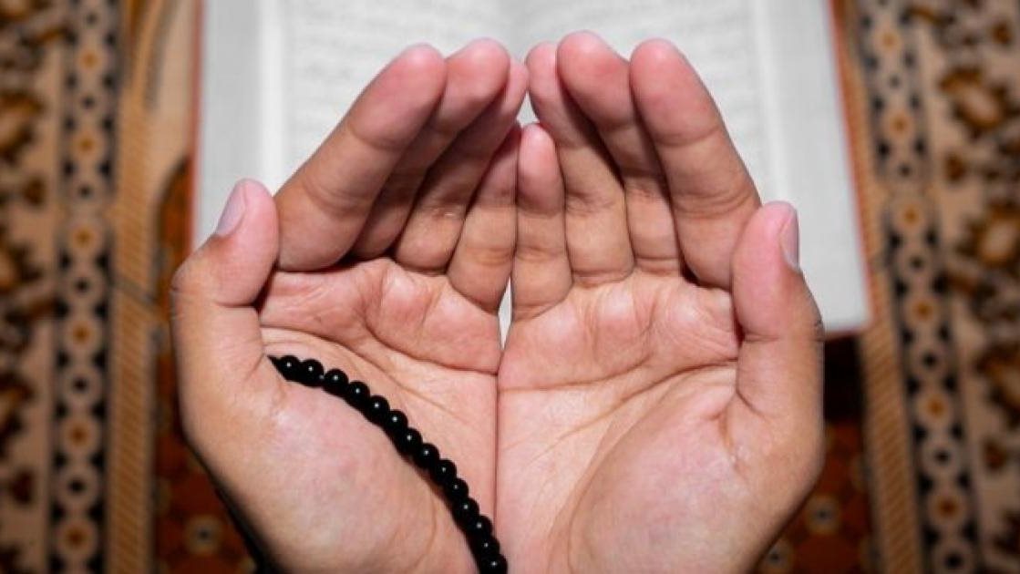 أفضل أدعية يوم عرفة مكتوبة كاملة 2026