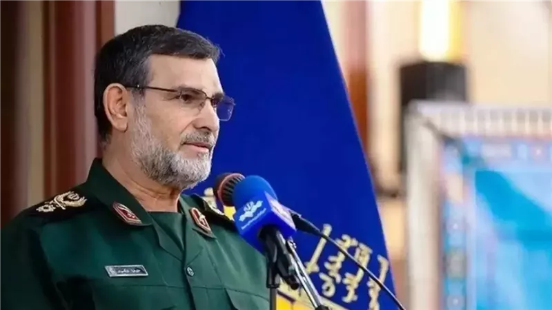 <strong>علي رضا تنكسيري</strong>