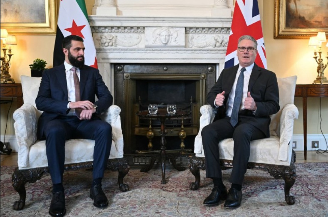أحمد الشرع يلتقي رئيس وزراء بريطانيا كير ستارمر