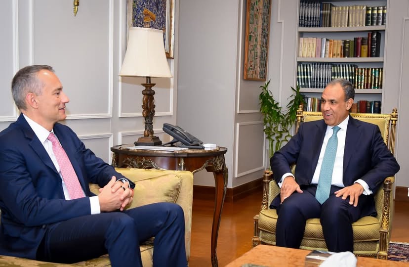 <strong>وزير الخارجية يبحث مع الممثل الأعلى لغزة تطورات الأوضاع في القطاع وتنفيذ استحقاقات المرحلة الثانية من خطة الرئيس الامريكى</strong>