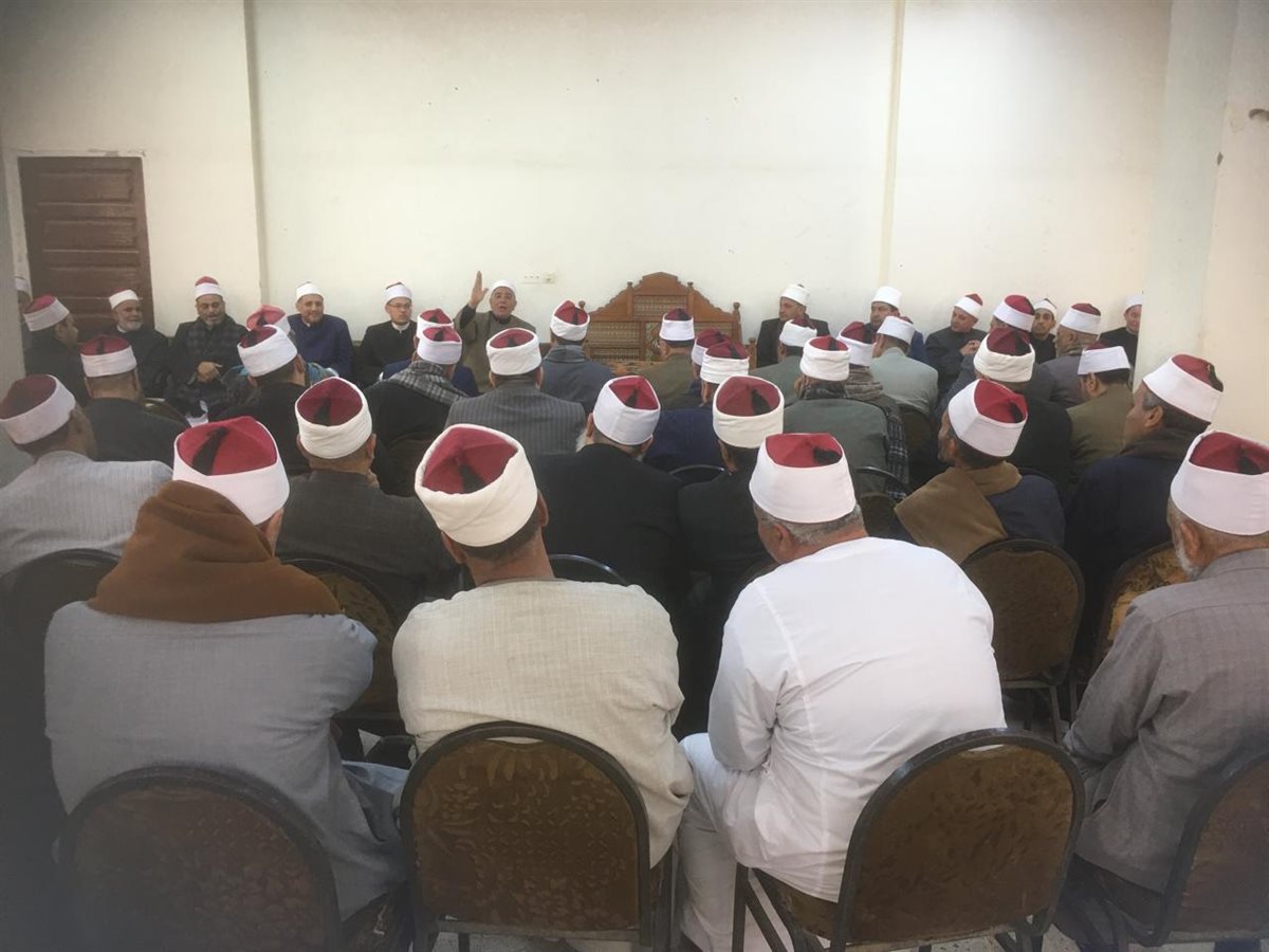 مدير أوقاف الفيوم يجتمع بمديري الإدارات لمناقشة الانضباط الدعوي والإداري وترشيد الكهرباء