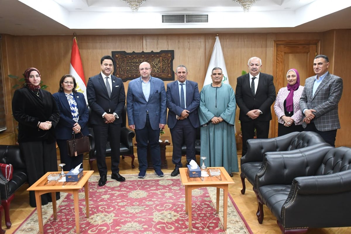 محافظ الفيوم يستقبل وفد الهيئة البرلمانية لمستقبل وطن لبحث التعاون المشترك ودعم جهود التنمية بالمحافظة
