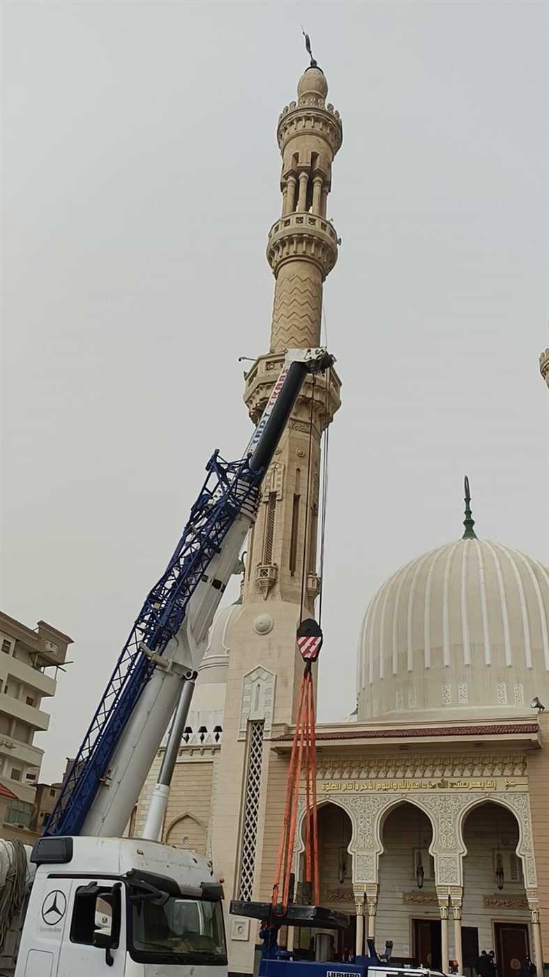 ميل هلال مئذنة مسجد البحر بدمياط
