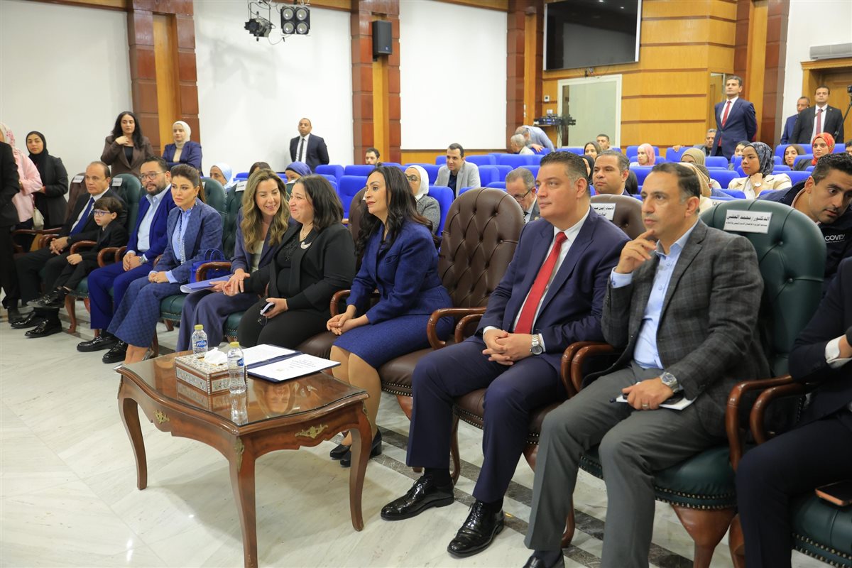 وزارة التضامن تكرم أبطال مسلسل اللون الأزرق بالتعاون مع صندوق قادرون باختلاف
