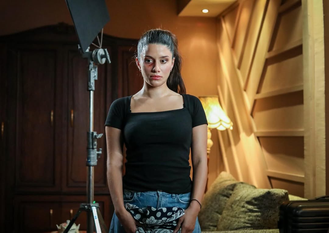 سينتيا خليفة تنشر صورًا من كواليس فيلم سفاح التجمع&nbsp;