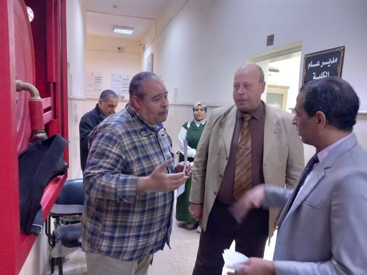 وحدة إدارة الأزمات والكوارث بجامعة الفيوم تنفذ زيارة ميدانية بكلية الأداب&nbsp;