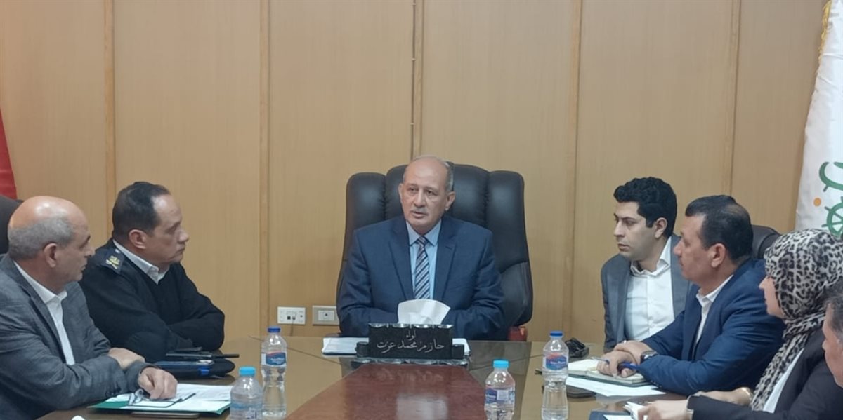 سكرتير عام محافظة الفيوم يترأس اجتماع لجنة إزالة التعديات على الأراضي الزراعية
