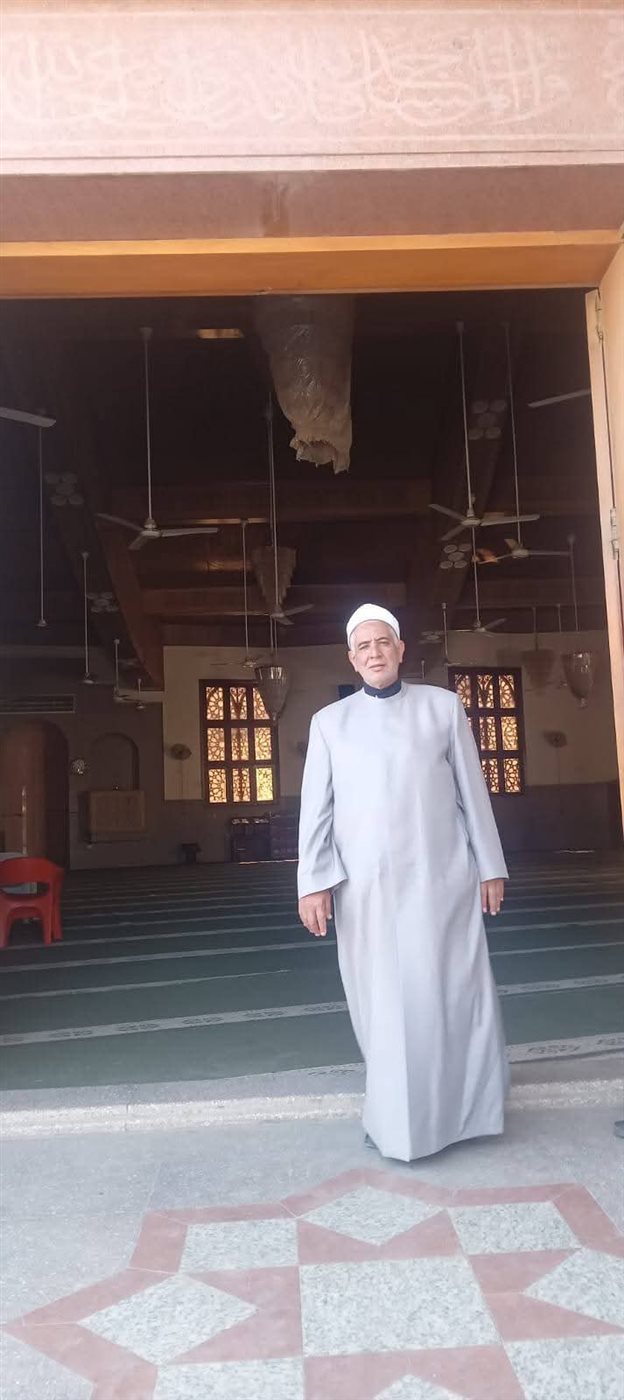 مدير أوقاف الفيوم يواصل جولاته على المساجد قبيل صلاة الجمعة لمتابعة سير العمل