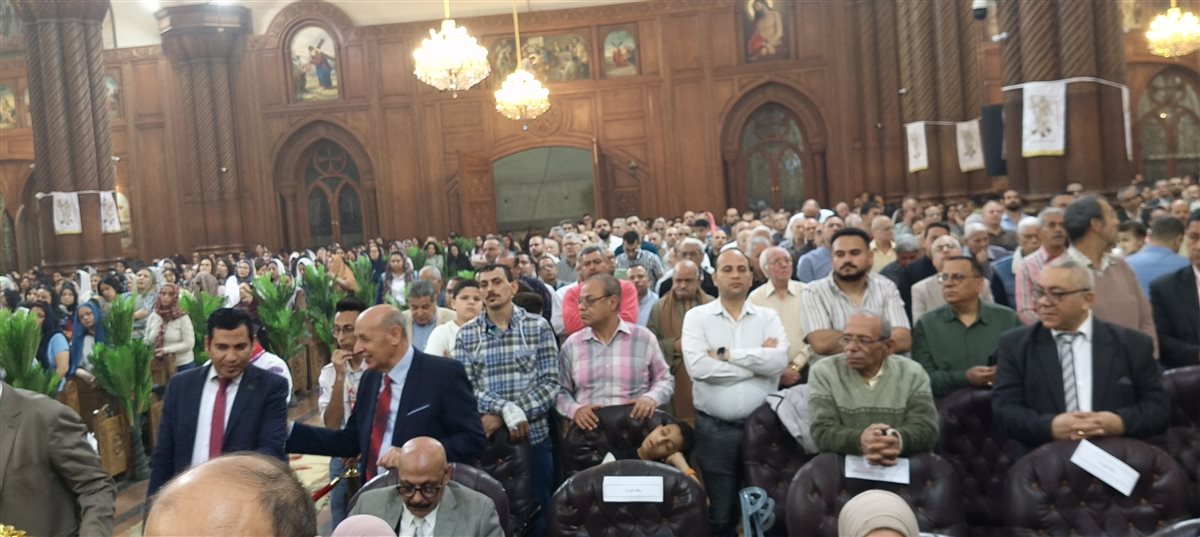 ترانيم وأجراس وصلوات.. كنائس الفيوم تحتفل بعيد القيامة المجيد&nbsp;