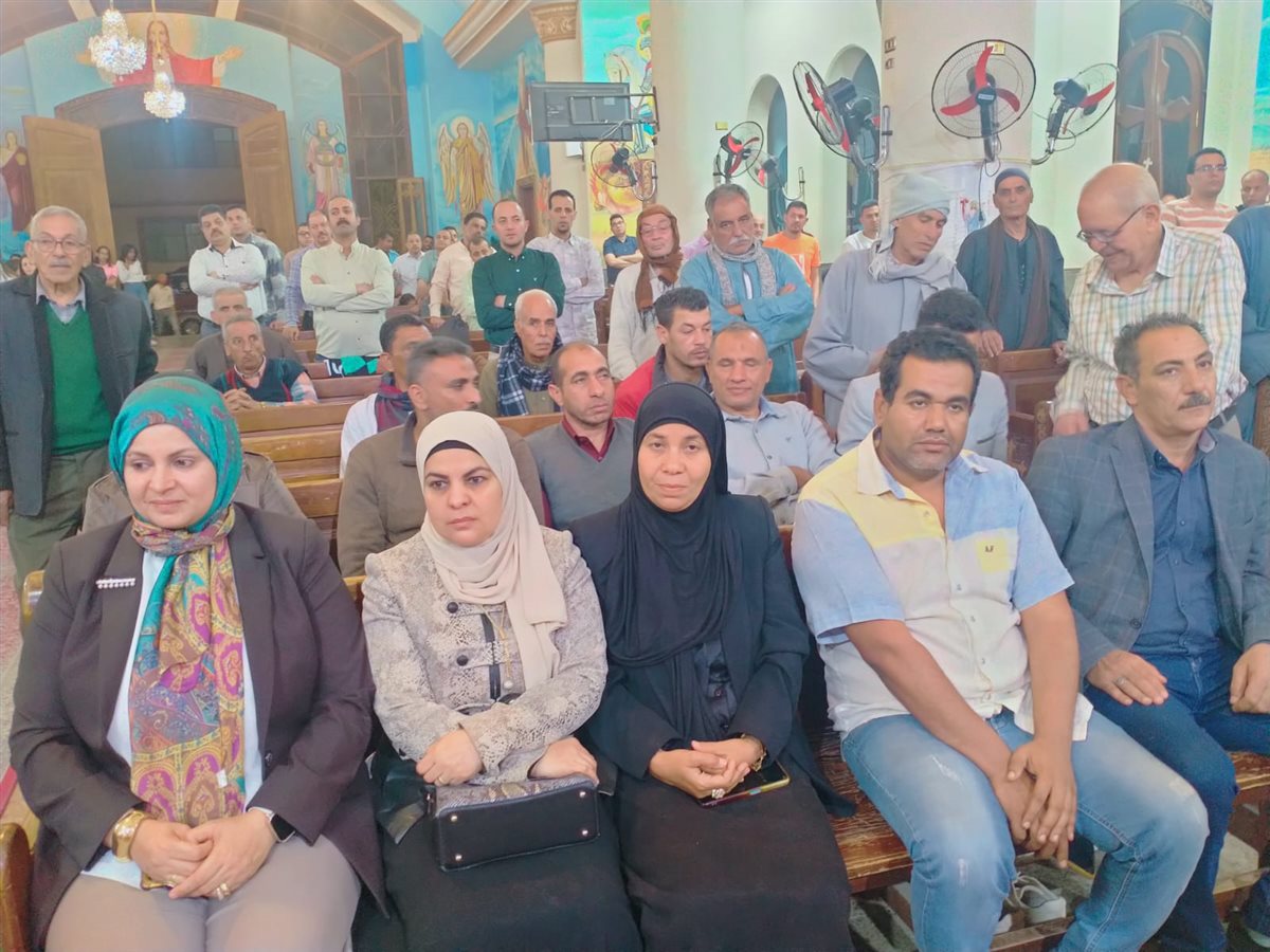 رئيس مركز ابشواى تقدم التهنئة لكنائس ابشواي والسنجأ وطبهار وابوكساه والعجميين&nbsp;<br>&nbsp;