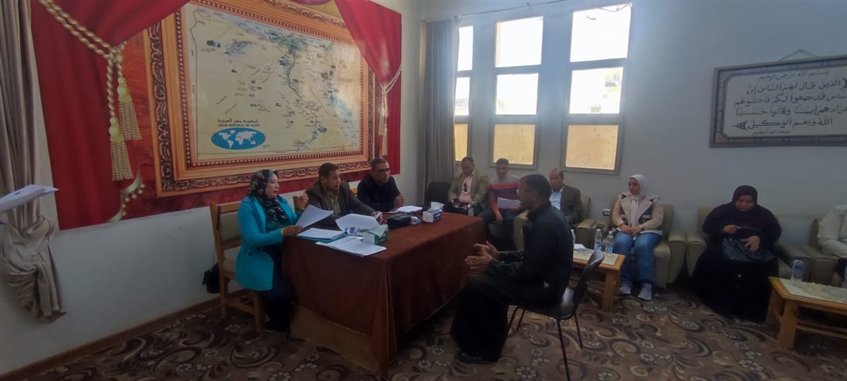 سكرتير عام الفيوم المساعد يعقد لقاءً لخدمة المواطنين بمركزإطسا.. ويوجه بحلها&nbsp;