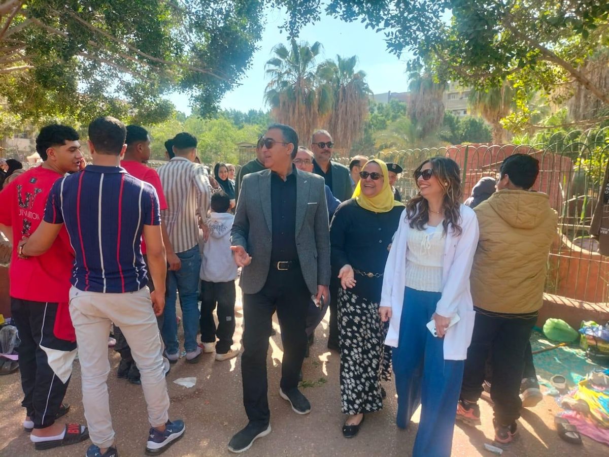 جانب من الزيارة