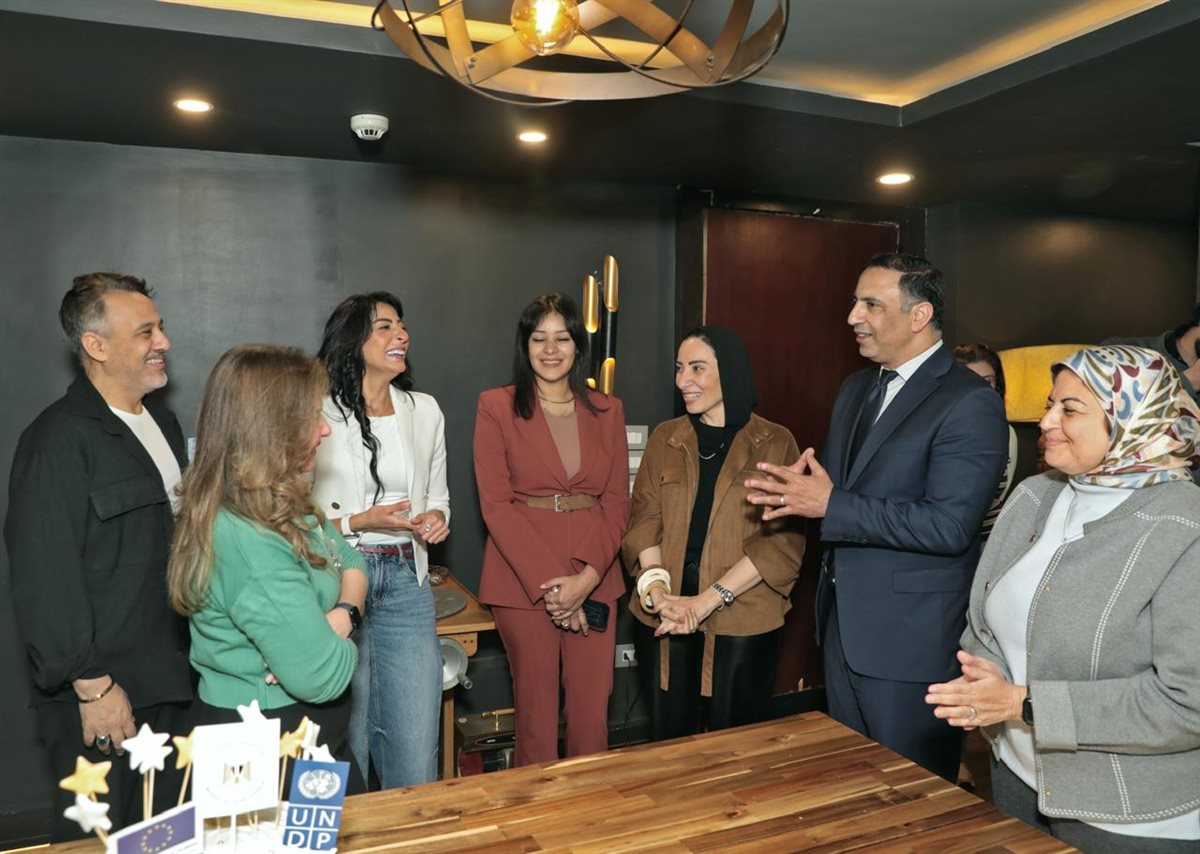 المسلسل الإذاعي أبواب مفتوحة