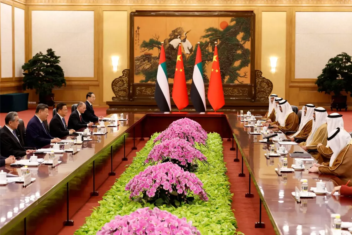 <strong>الصين والإمارات</strong>