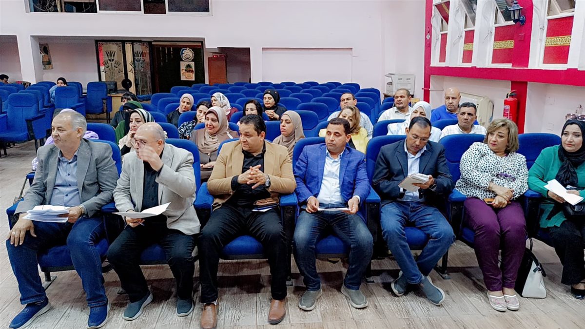 تعليم الفيوم يشدد على رفع نسب دخول طلاب الصف الأول الثانوي على المنصة التعليمية&nbsp;