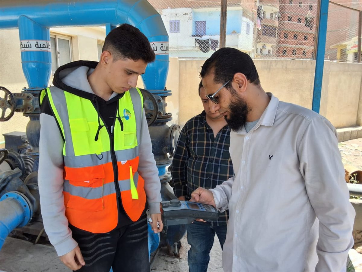 رئيس مياه الفيوم يتفقد محطة تنقية مياه الشرب