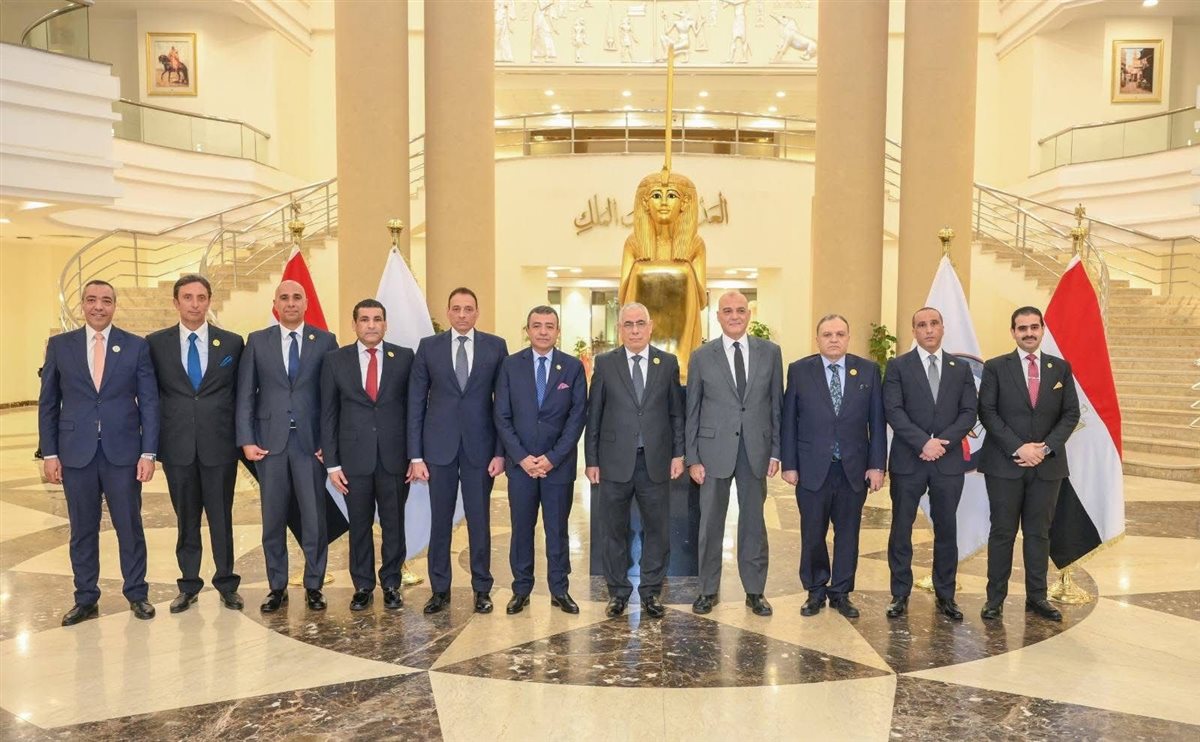 النيابة العامة تُرسخ البعد الاقتصادي لرسالتها القضائية وتُسلم سبائك فضية&nbsp;