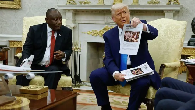 <strong>ترامب</strong>