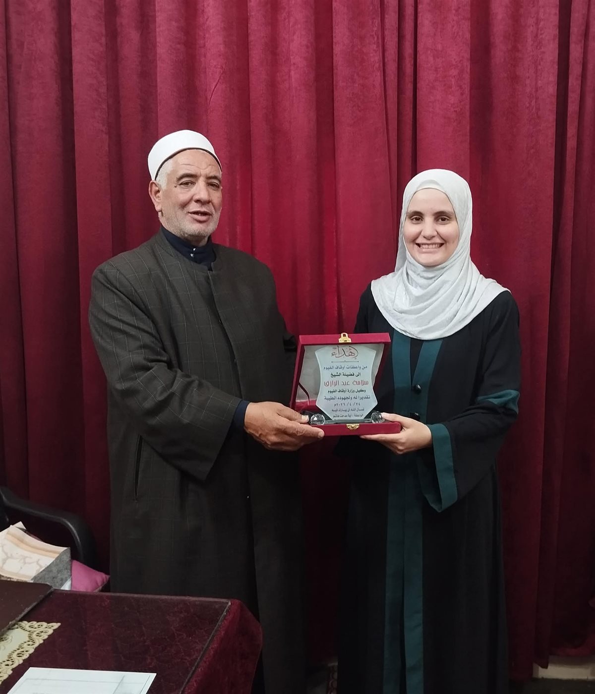 واعظات أوقاف الفيوم يكرمن مدير المديرية تقديرًا لجهوده الدعوية والإدارية