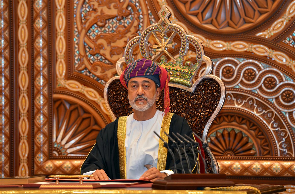 <strong>سلطان عمان</strong>