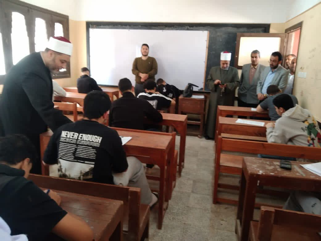 جانب من جولة رئيس قطاع المعاهد الأزهرية