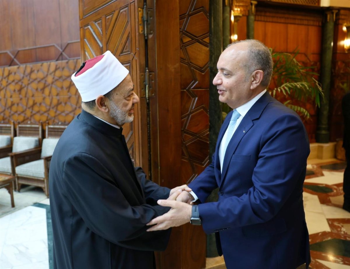 شيخ الأزهر يستقبل السفير الأردني بالقاهرة