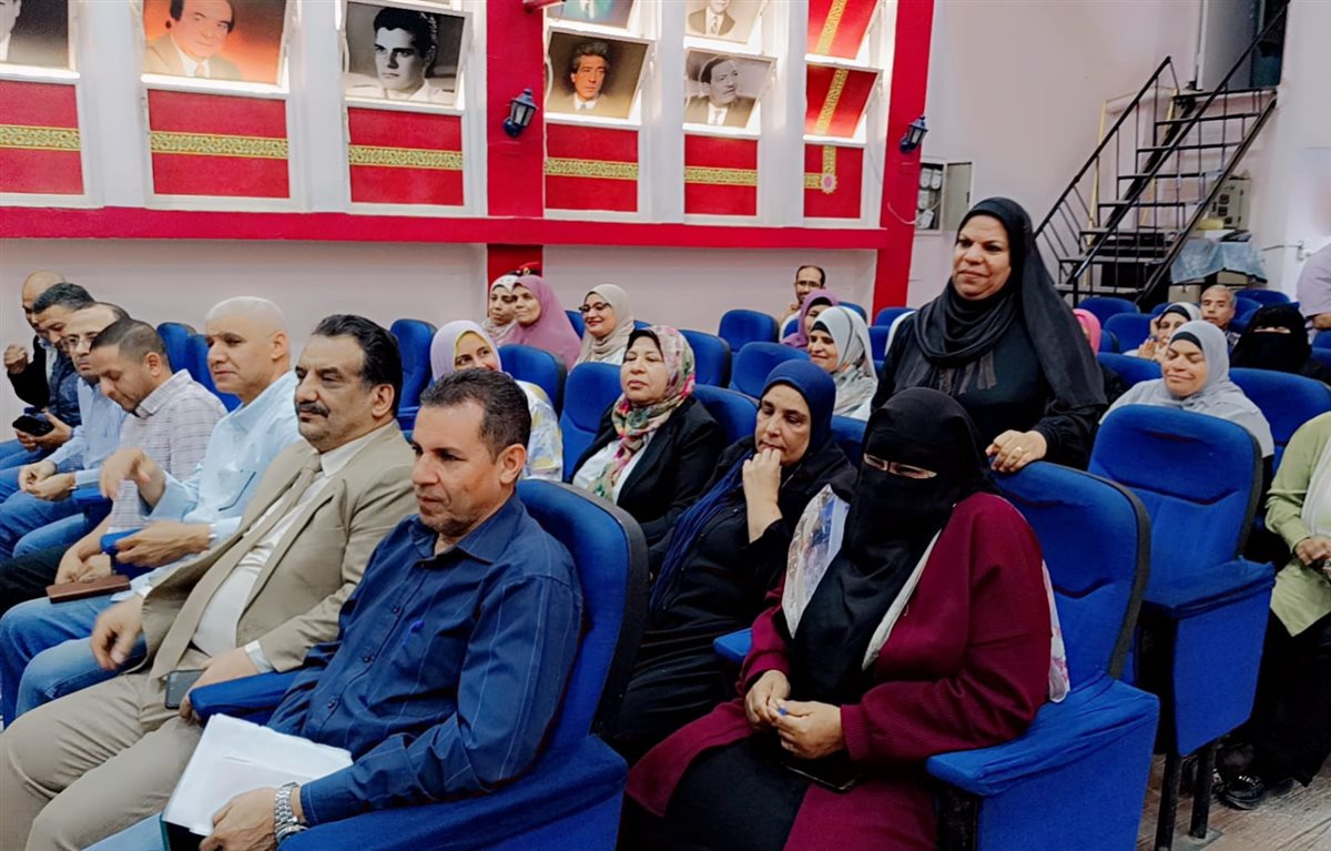 تعليم الفيوم يحتفل بعيد العمال ويكرم عدد من العاملين بالمديرية 2026