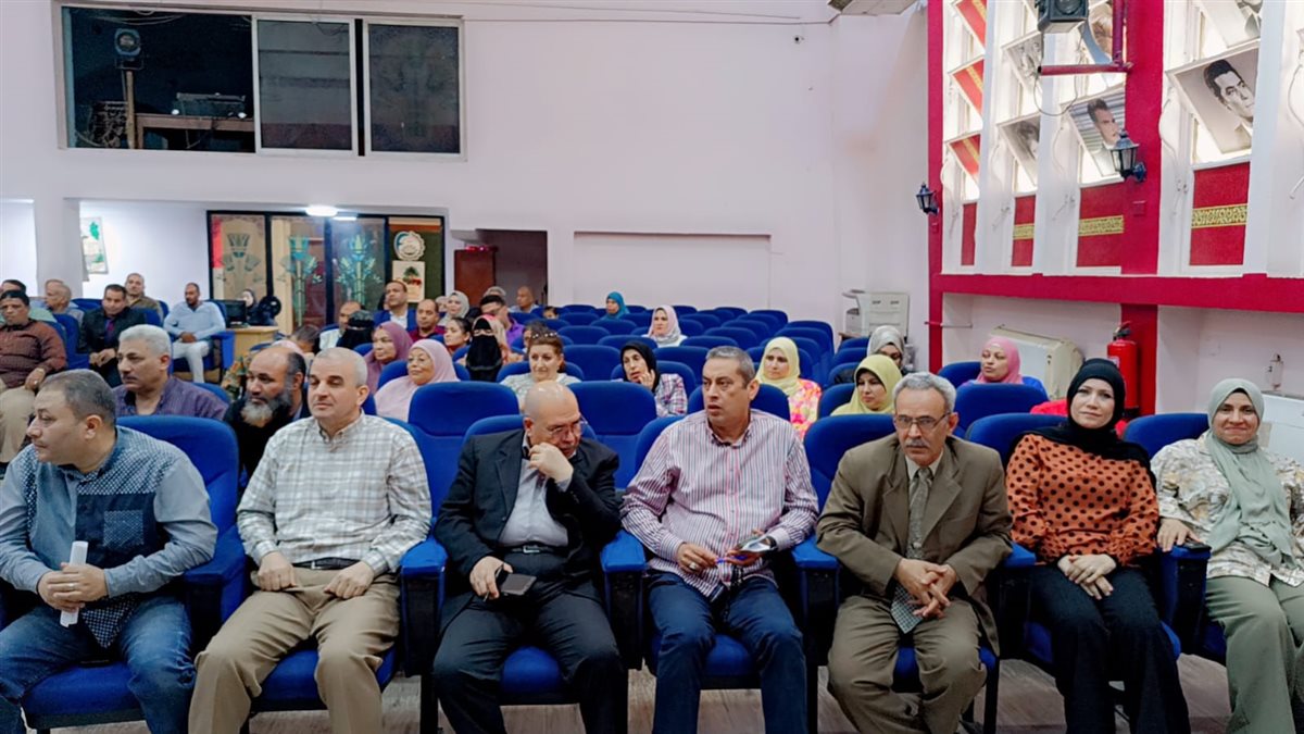 تعليم الفيوم يحتفل بعيد العمال ويكرم عدد من العاملين بالمديرية 2026