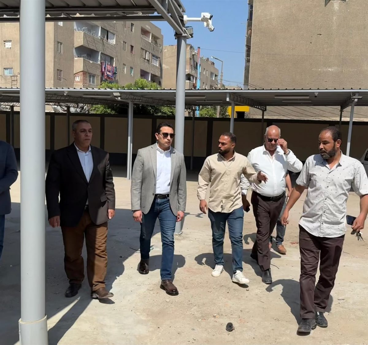 نائب محافظ الفيوم يتفقد الأعمال النهائية لتطوير مواقف 