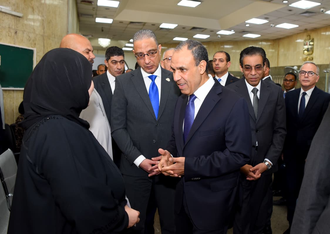 <strong>وزير الخارجية يعيد افتتاح مكتب تصديقات أحمد عرابي بالمهندسين</strong>
