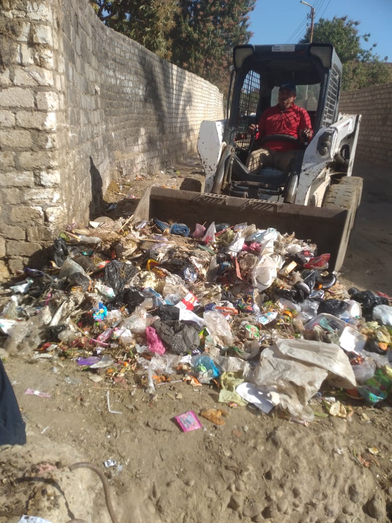 حملات للنظافة ورفع الإشغالات وتحسين المظهر الحضاري بمركزي إطسا وطامية