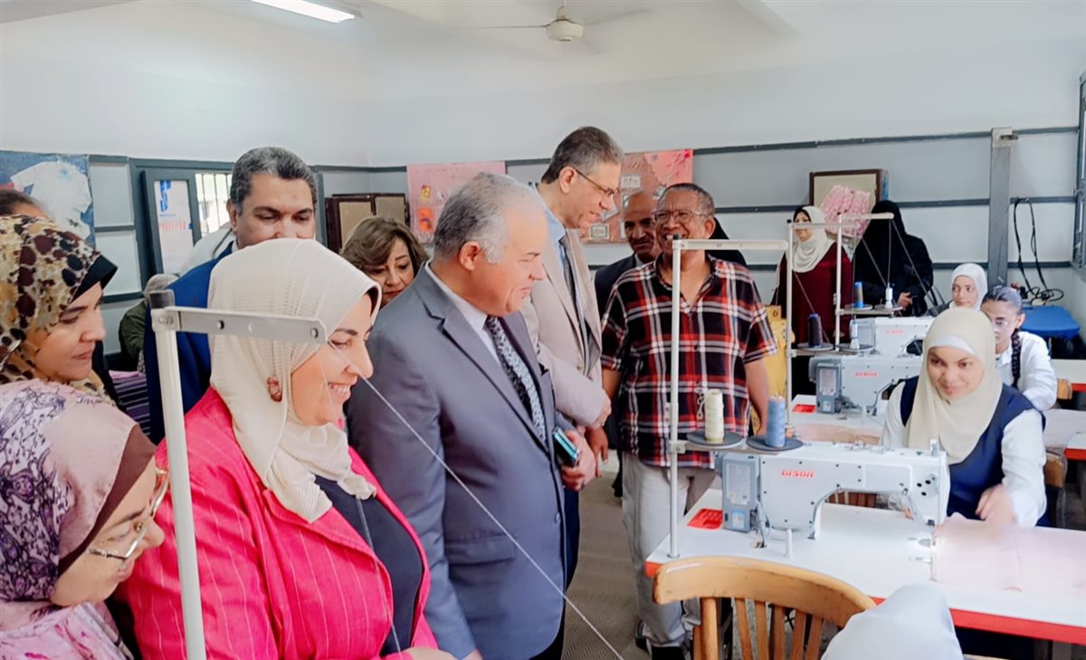 قبيصي يتابع نماذج من الأنشطة لطلاب التربية الخاصة بمدرستي الأمل للصم وضعاف السمع والتربية الفكرية بشرق الفيوم