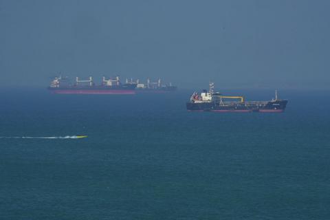 <strong>مضيق هرمز</strong>