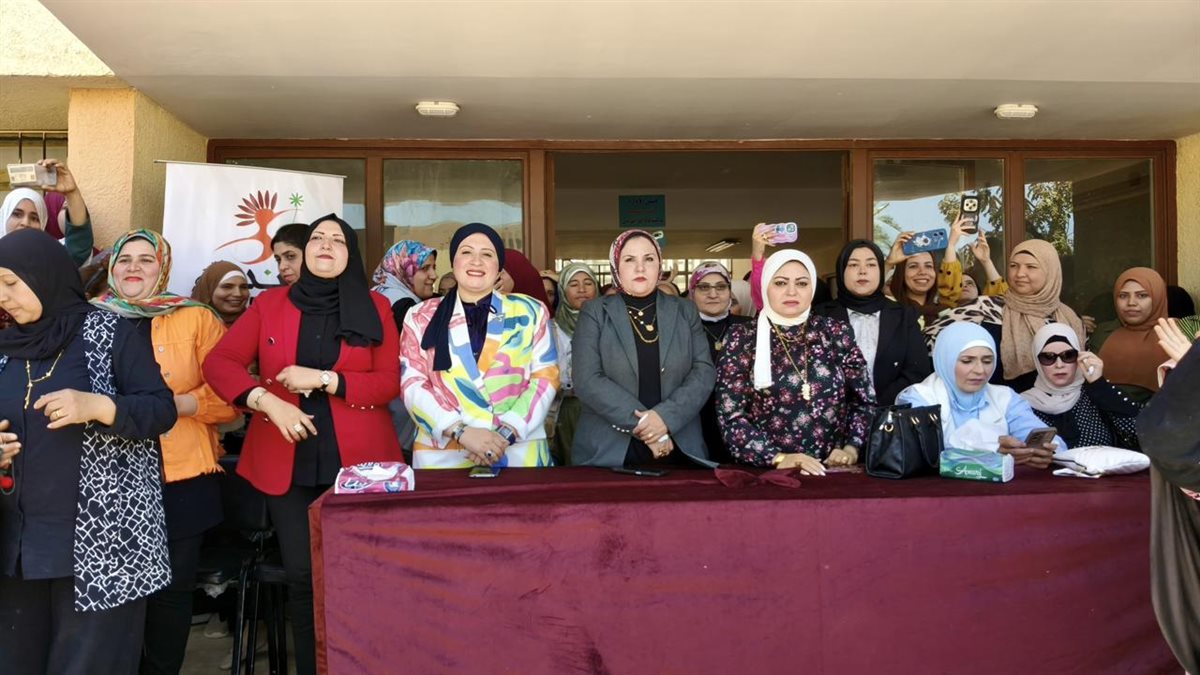 من قلب العزب… عمال الغزل والنسيج يحتفلون بعيدهم بين الفن والوعي ورسائل البناء”