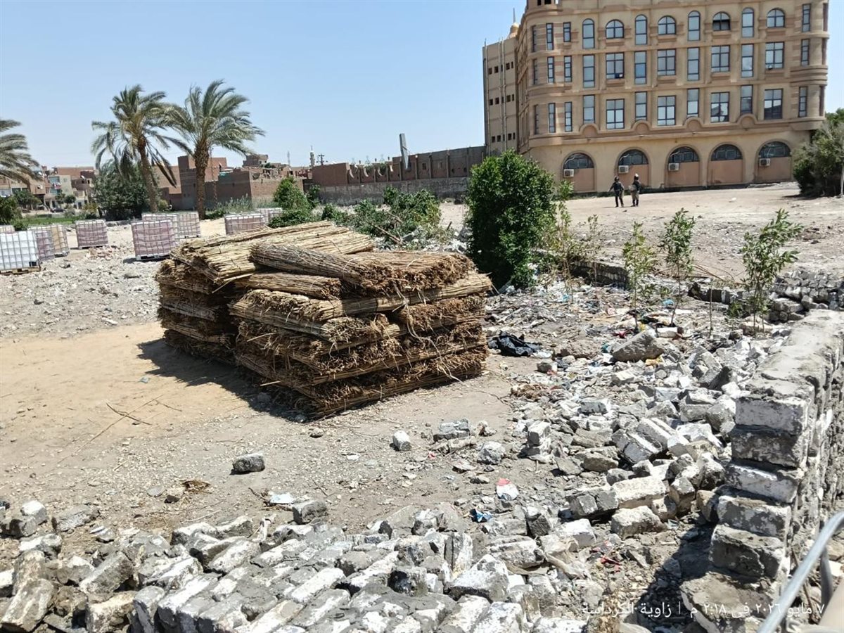 إزالة فورية لـ 3 حالات تعدٍ خارج الحيز العمراني بزاوية الكرادسة