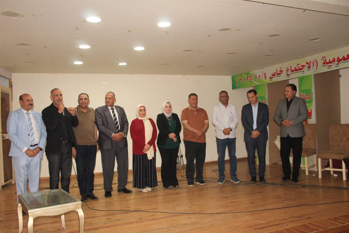 “سواعد تبني الوطن”.. ثقافة الفيوم تحتفي بعيد العمال بفقرات وطنية وفنية كبرى بنادي المحافظة
