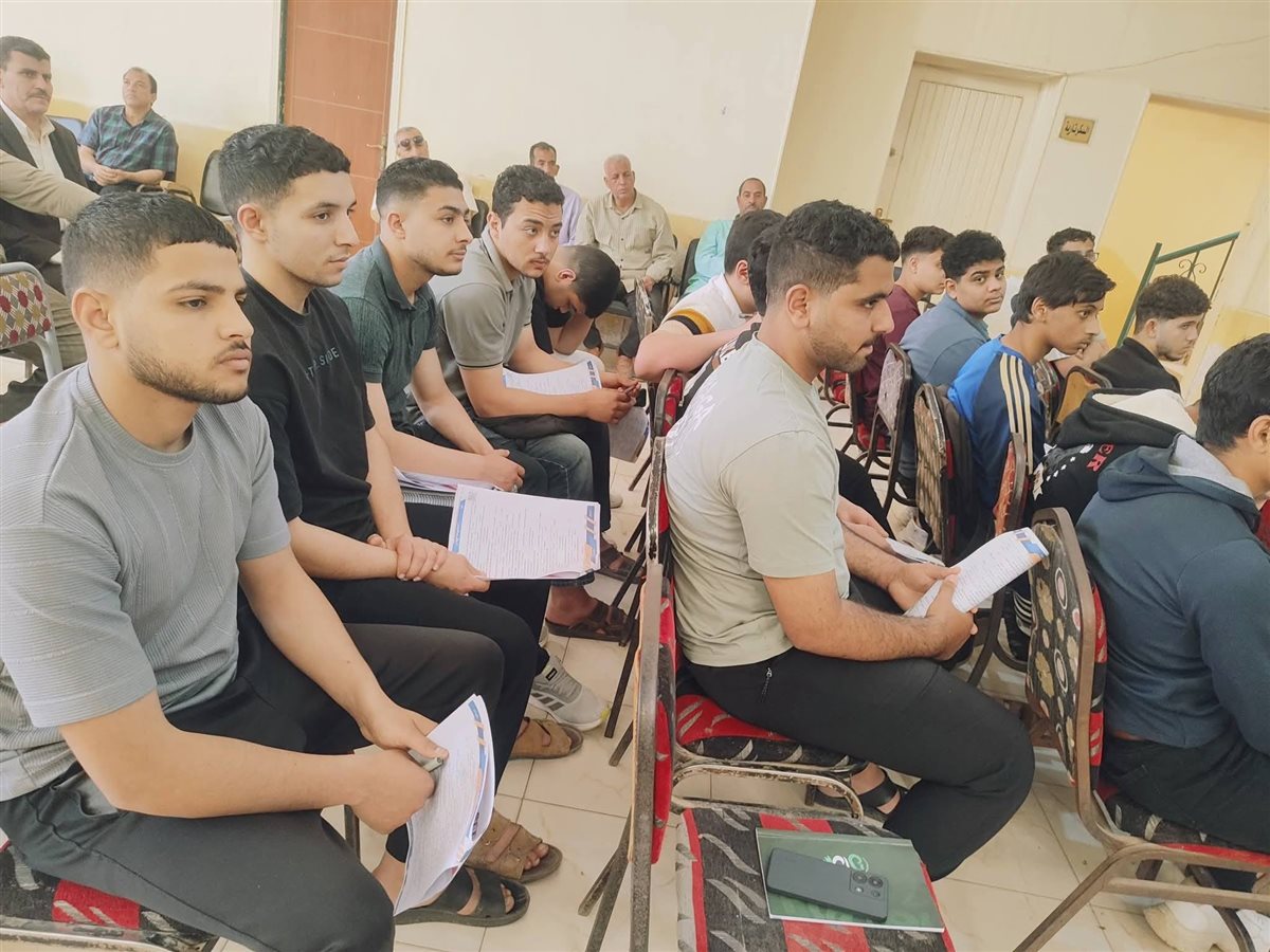 &nbsp;انطلاق المراجعات النهائية المجانية لطلاب الشهادة الإعدادية بإدارة إبشواي التعليمية