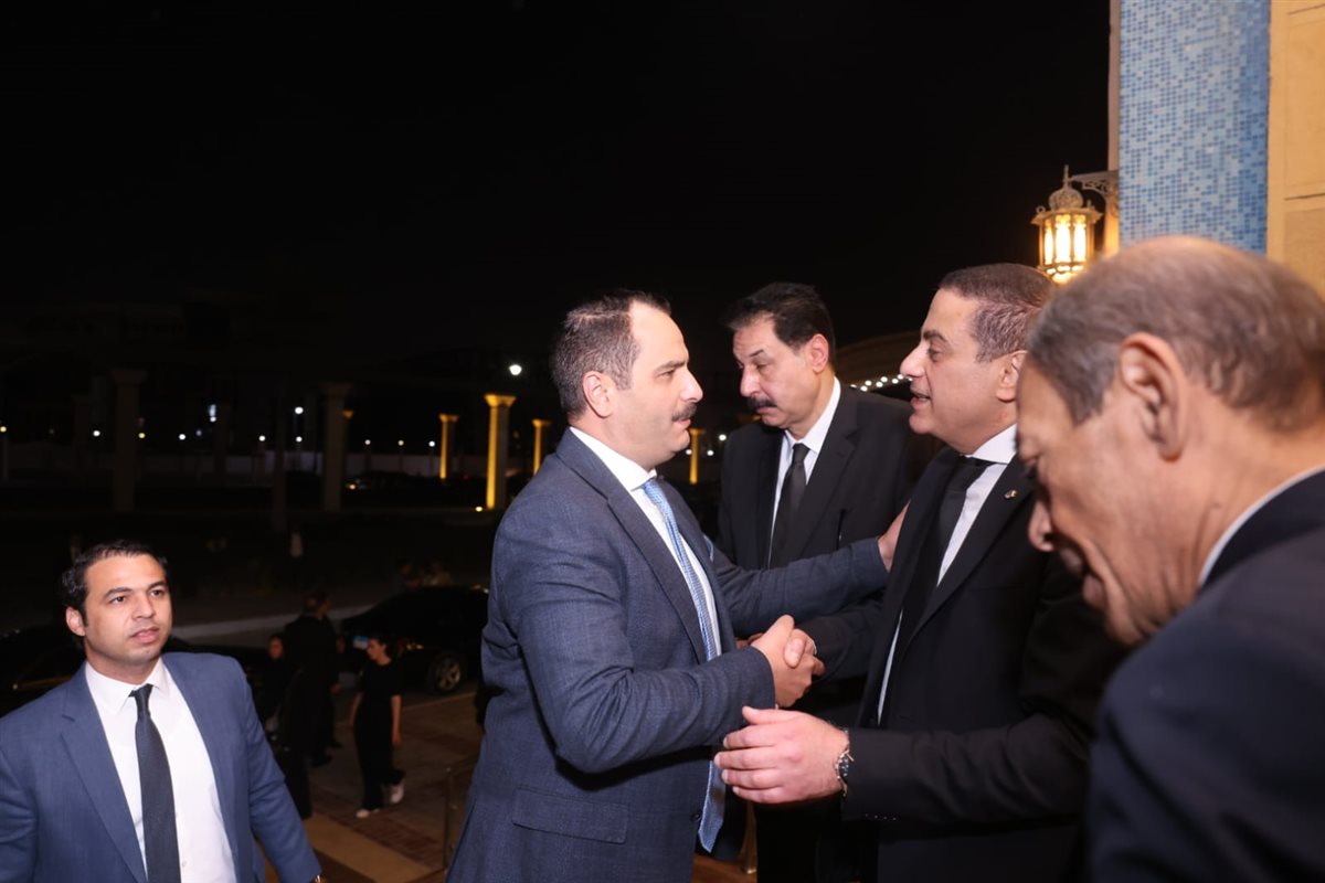جانب من تقديم واجب العزاء&nbsp;