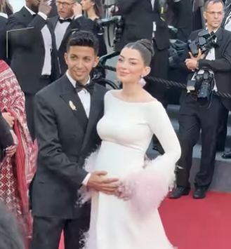 ليلى أحمد زاهر وهشام جمال في مهرجان كان