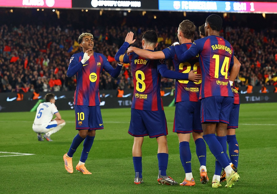موعد مباراة برشلونة وألافيس