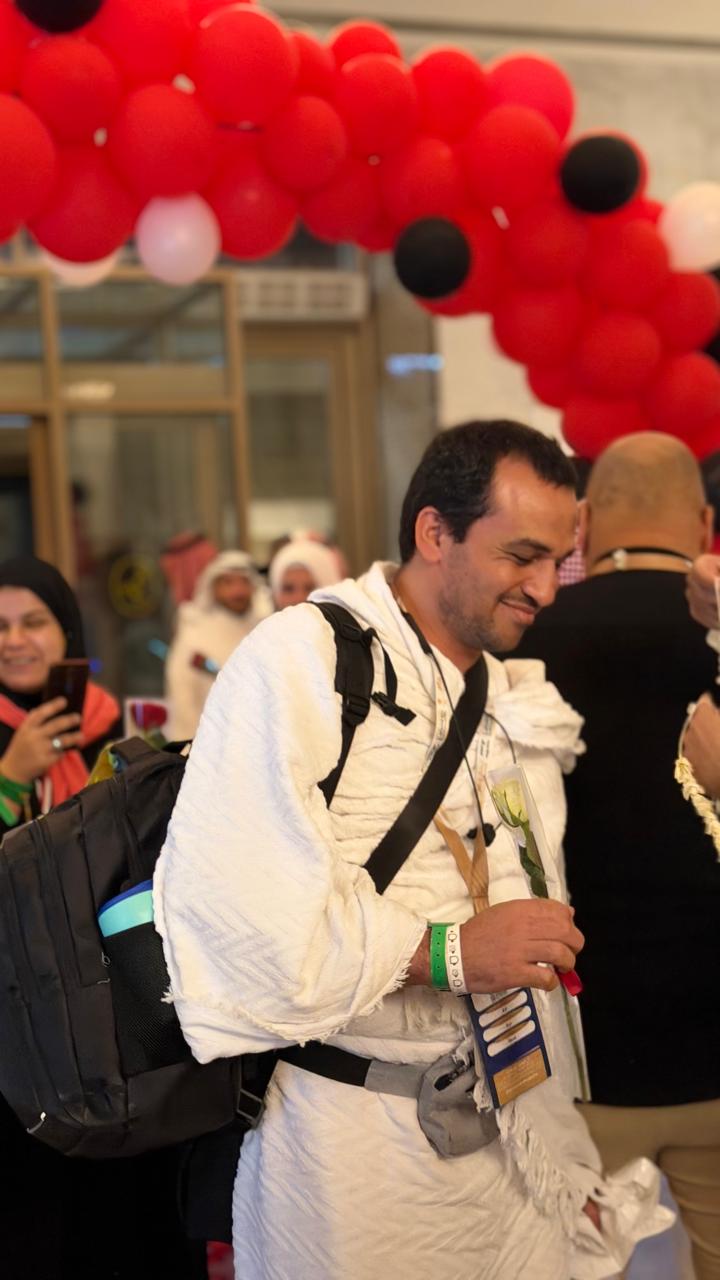 جانب من تفويج حجاج الجمعيات الأهلية