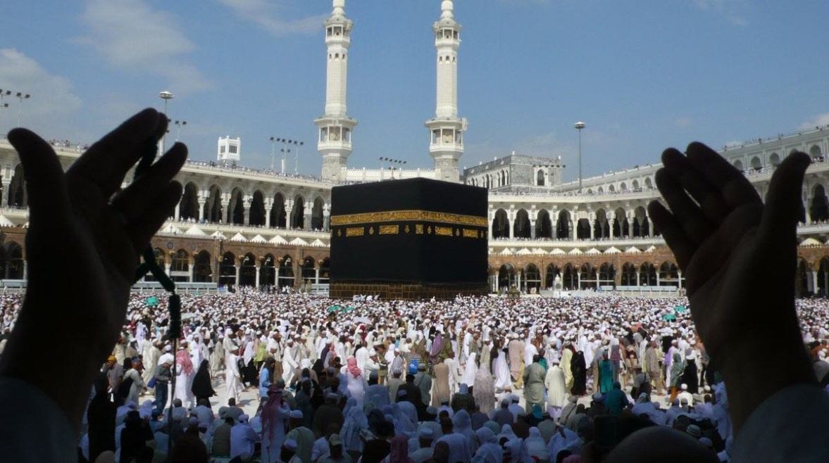 <strong>متى تفتح العمرة بعد الحج؟</strong>