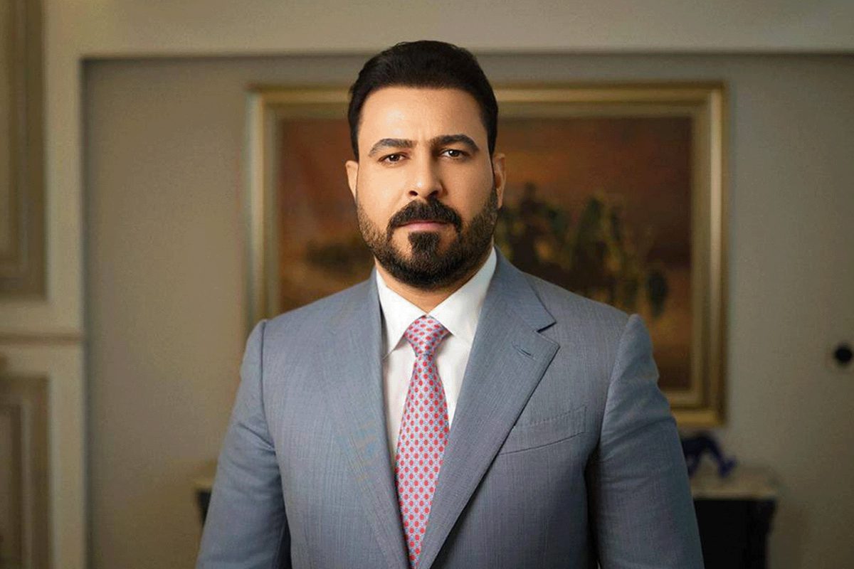 <strong>علي الزيدي</strong>